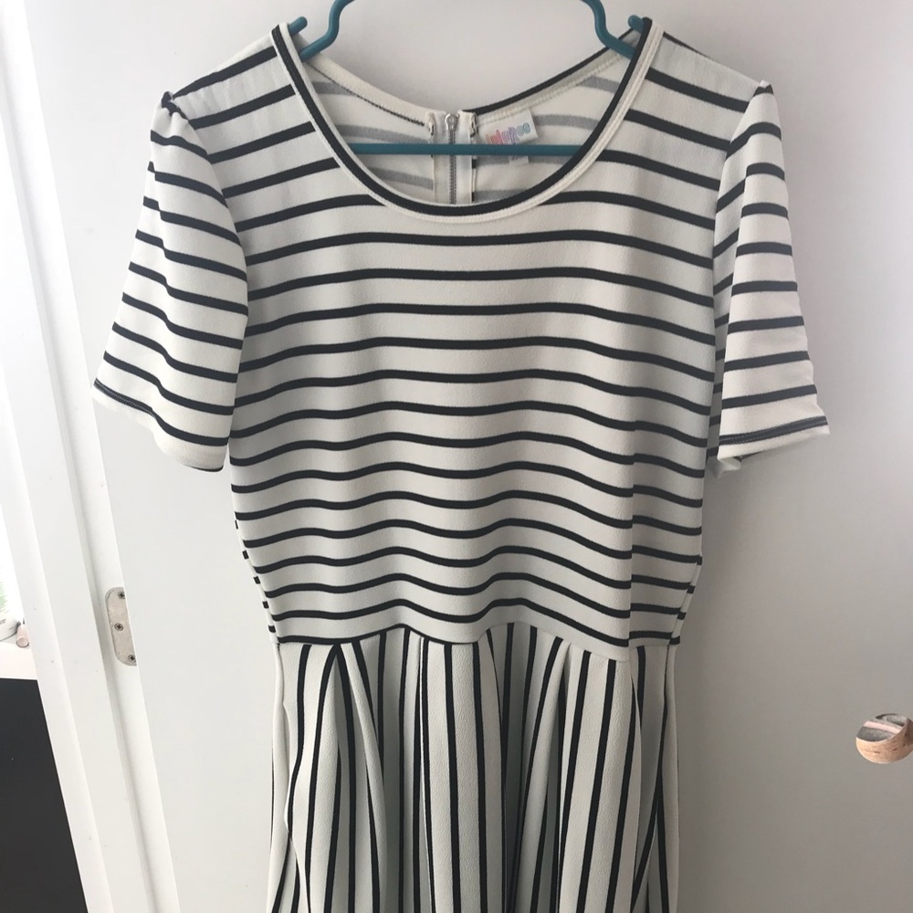 LuLaRoe Amelia 2XL dress